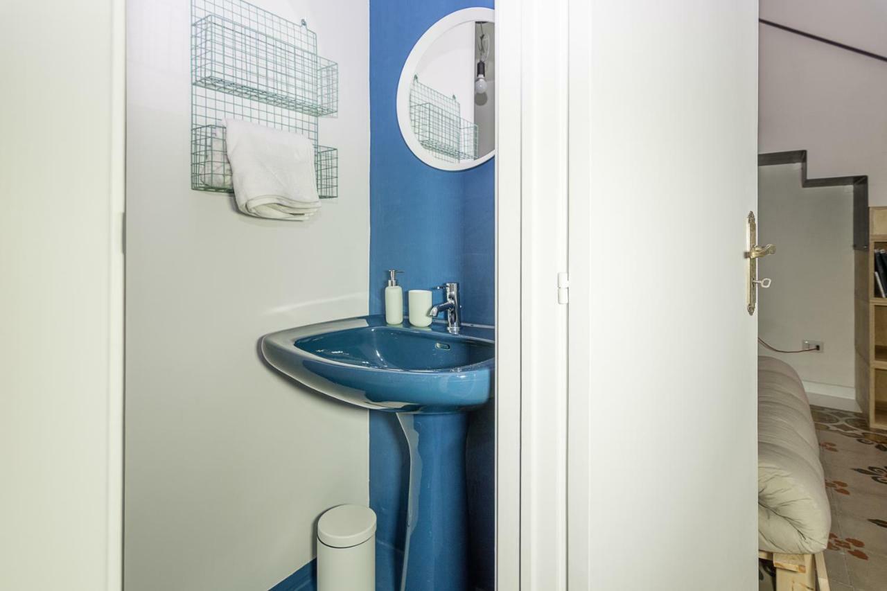 Boat Design Studio Apartment Молфета Екстериор снимка